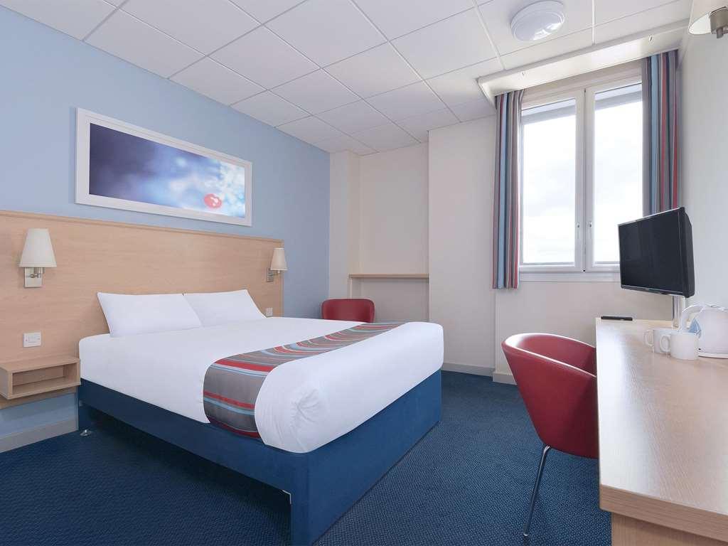 Travelodge Liverpool Docks Szoba fotó