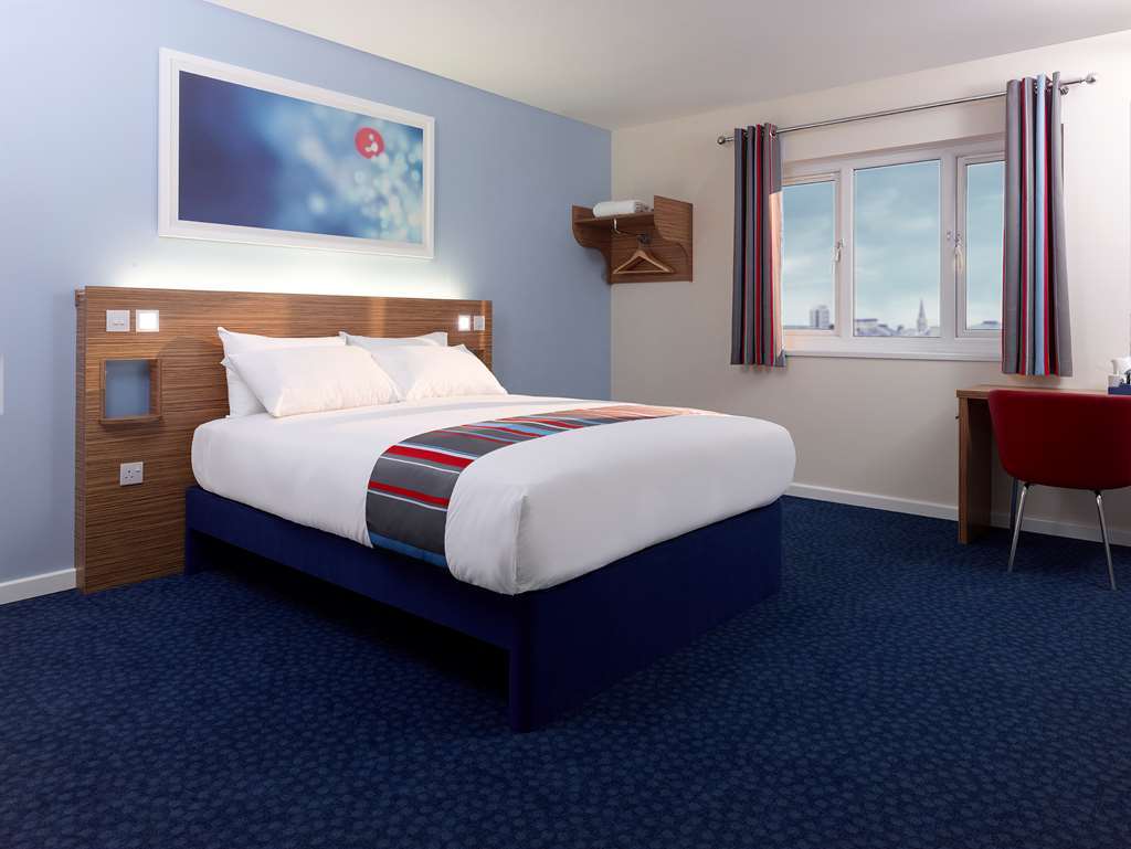 Travelodge Liverpool Docks Szoba fotó